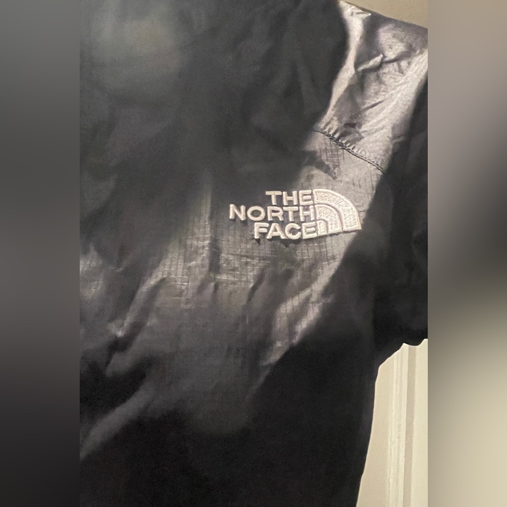 The North Face Women's Black HyVent Jacket, Size XS - Picture 3 of 9